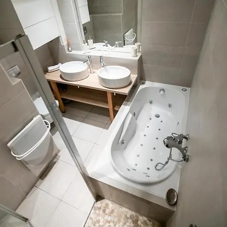 Apartment Malibu By Connexion Mandelieu-la-Napoule